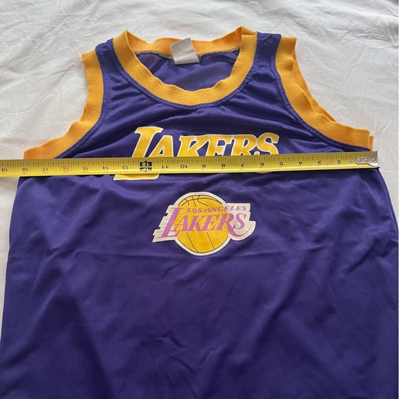 Kids NBA Los Angeles Lakers Jersey Made in U.S.A. Size 16-18 - Picture 9 of 10